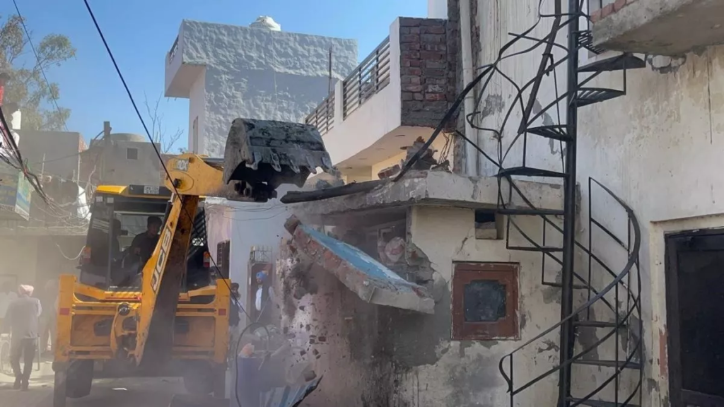 07_03_2025-punjab_police_bulldozer_action_23896053