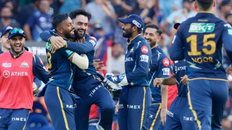 17_03_2025-virat_kohli,_mohit_sharma_23901165