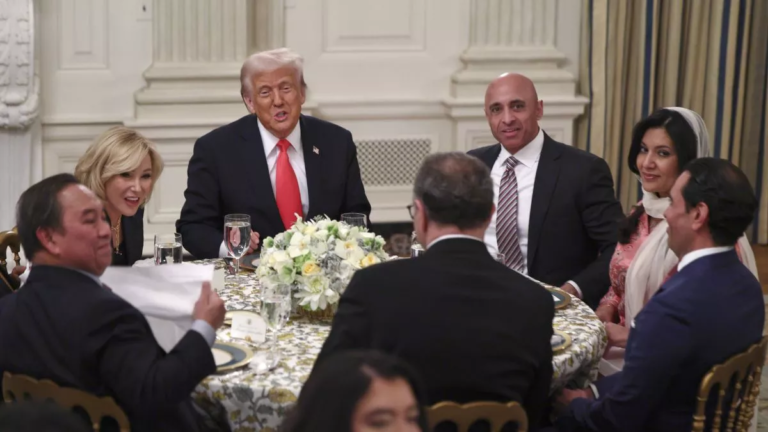 28_03_2025-trump_iftar_party_23907439