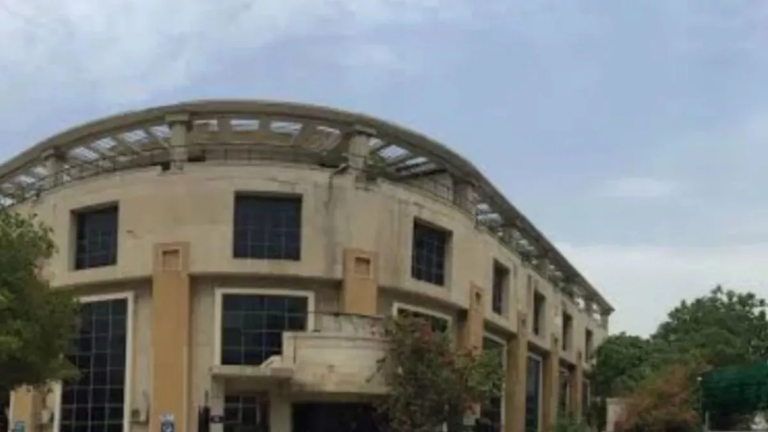 09_04_2025-gurugram_nagar_nigam_23914765