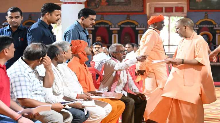 18_06_2025-cm_janta_darbar_g_dainik_jagran_23966970