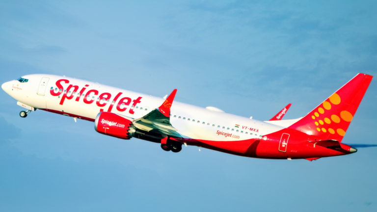 VT-MXX_-_Boeing_737_MAX_8_-_SpiceJet_-_MSN_60184_-_VGHS