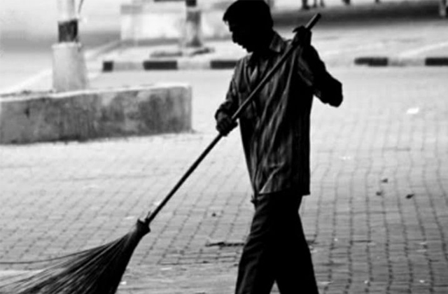 2025_7image_13_55_040710683sanitationworkers