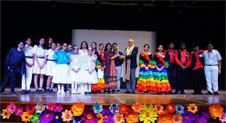 2025_7image_16_04_102630003lafiesta2025-ll