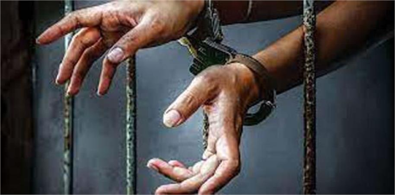 2025_7image_20_35_057730459arrested-ll