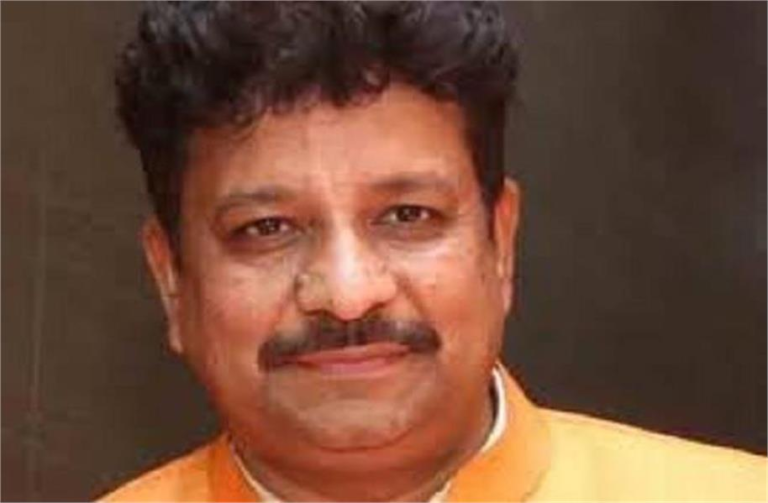 2025_7image_17_55_241219488ramanarora-ll