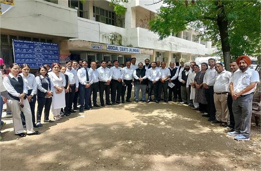 2025_8image_17_31_222217707noworkday-ll