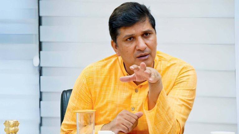 aap neta