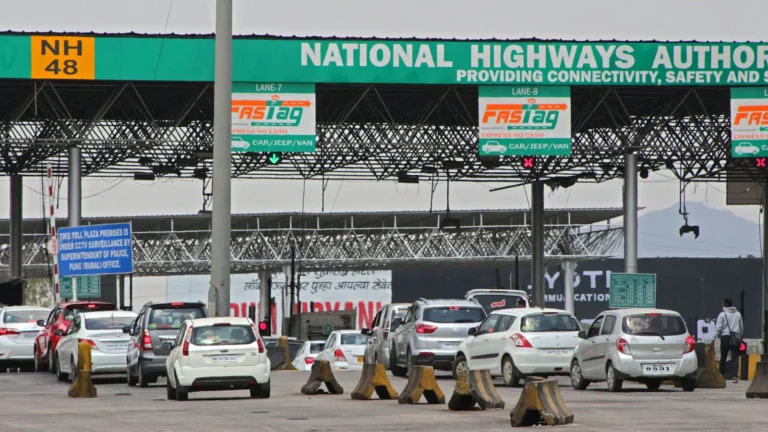 NHAI_toll_fee_hike_1712026467029_1738719260240
