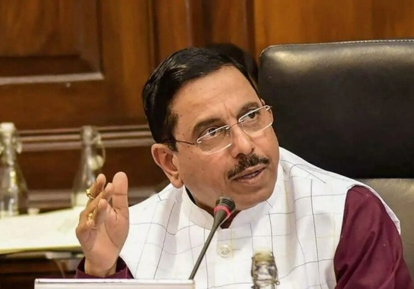 pralhad-joshi-replaces-dharmendra-pradhan-as-education-minister-2026-07-25-20-28-22