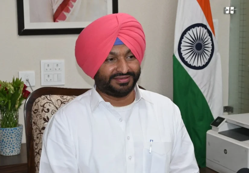 railways-mos-ravneet-singh-bittu-resigns-fuelling-buzz-over-contesting-punjab-elections-1784906960709-1280x720