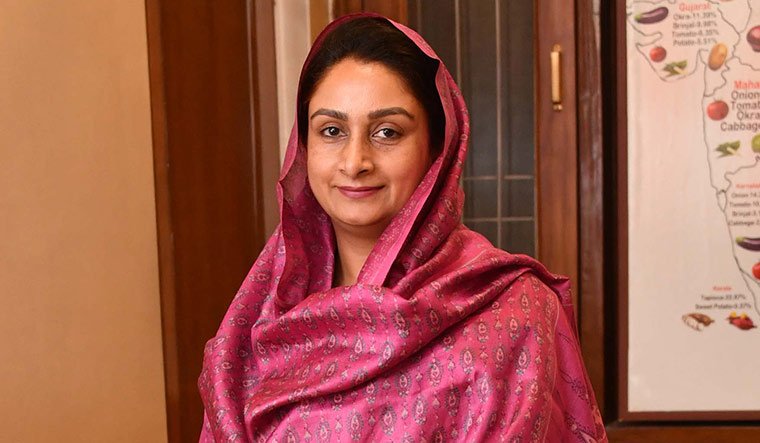 24-harsimrat-kaur-badal-new